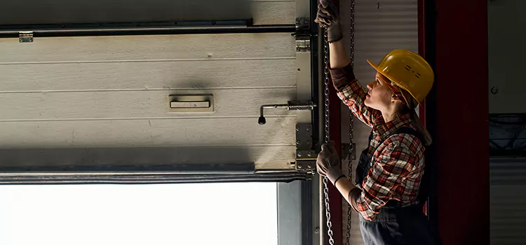 Addressing Common Garage Door Stoppage Issues in Rochester Hills, MI